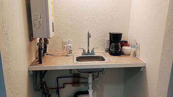 Shower, towels, soap, shampoo