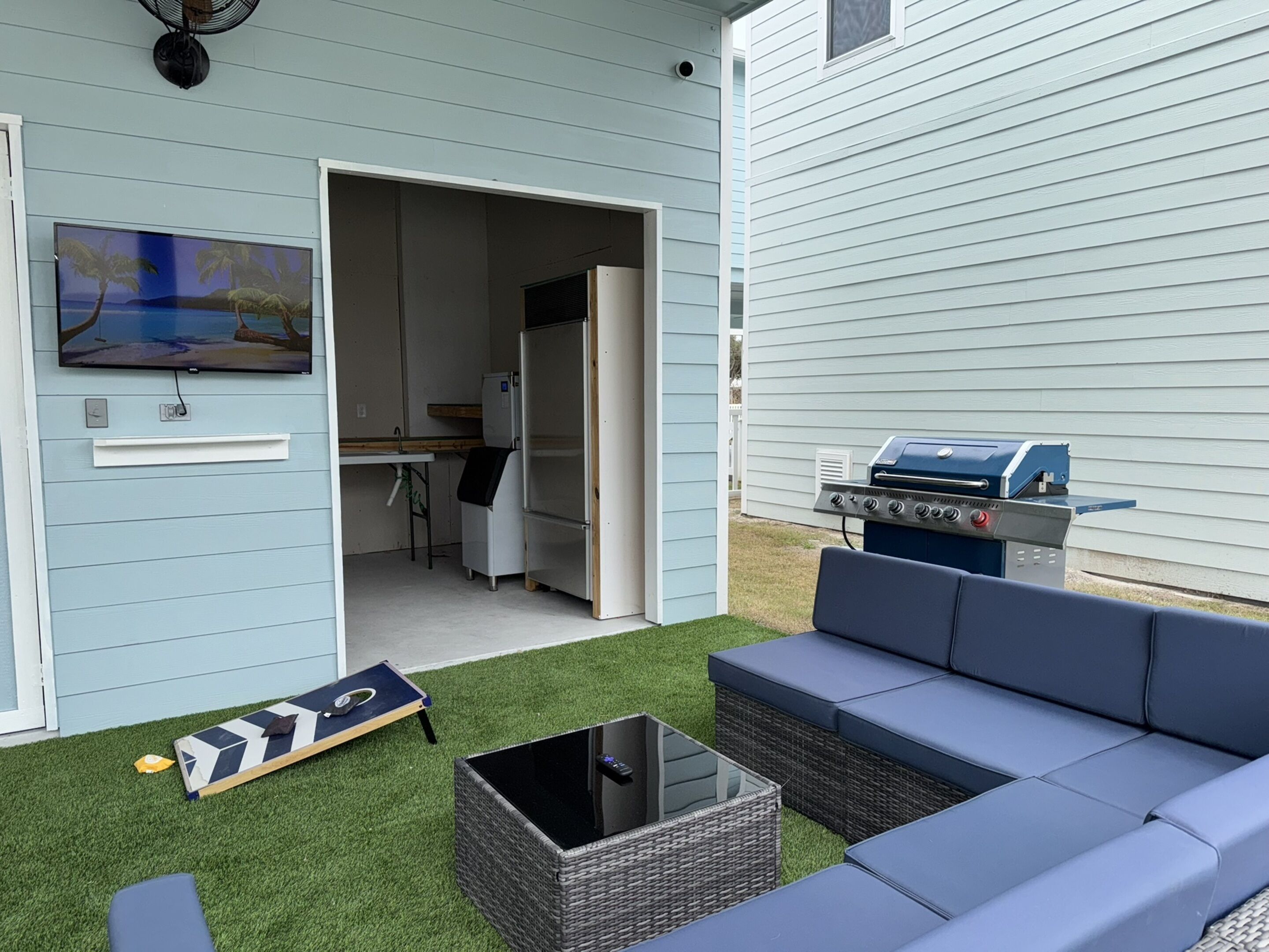 House (3 Bedrooms) | Front of property