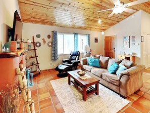 House (2 Bedrooms) | Miscellaneous - The Bungalow by Ruidoso Vacation Rentals (Ruidoso)