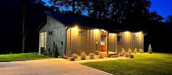 Juneburger Chalet on The Watauga River