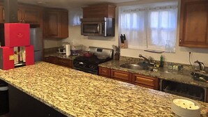 茶具/咖啡用具、冰箱、微波炉、烤箱