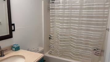 Hårtørrer, håndklæder, Sæbe, Shampoo