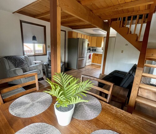 Peaceful Acres Cabin 2 - Eagle's Nest 