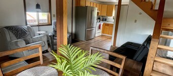 Peaceful Acres Cabin 2 - Eagle's Nest