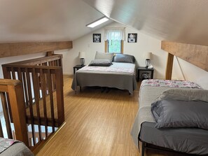 1 bedroom, iron/ironing board, free WiFi, bed sheets - Peaceful Acres Cabin 3 - Cozy Cottage (Soldotna)