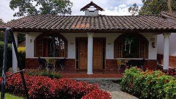 Classic Cabin | Individually decorated, individually furnished, free WiFi