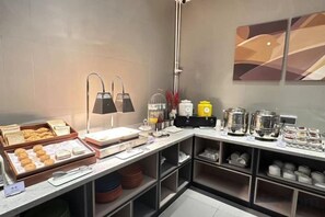 Dining - Homeinn Selected Hotel (Beijing Deshengmen Outer Street) (Beijing)