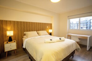 2 bedrooms, down duvets, individually decorated, desk - Redibuk - 2 BR Apartment in Miraflores (Lima)