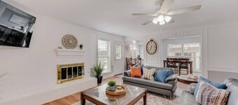 Pet-Friendly 4+ Bedroom Home – Ideal for Stays!