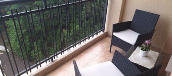 Golden sands flat 147