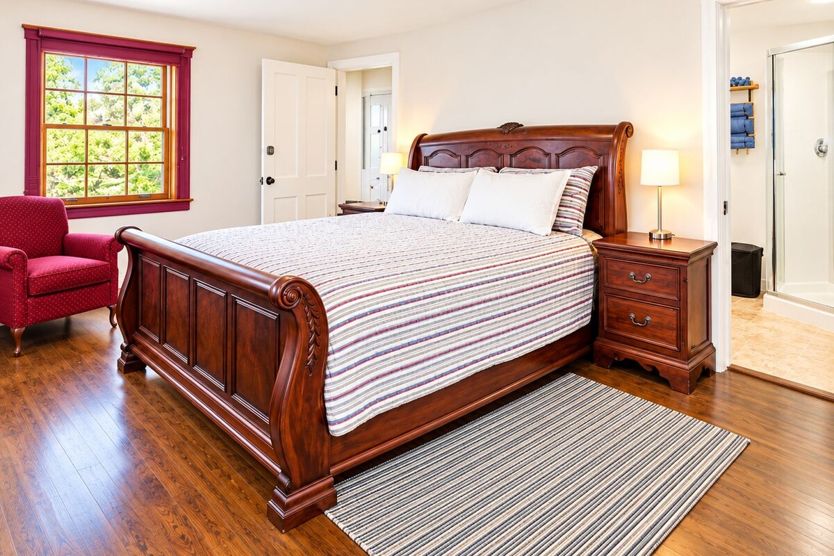 Premium bedding, free WiFi, individually decorated