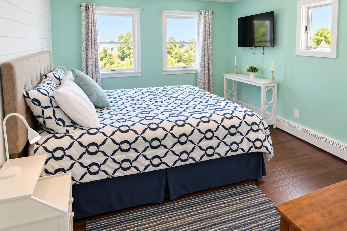 Premium bedding, free WiFi, individually decorated