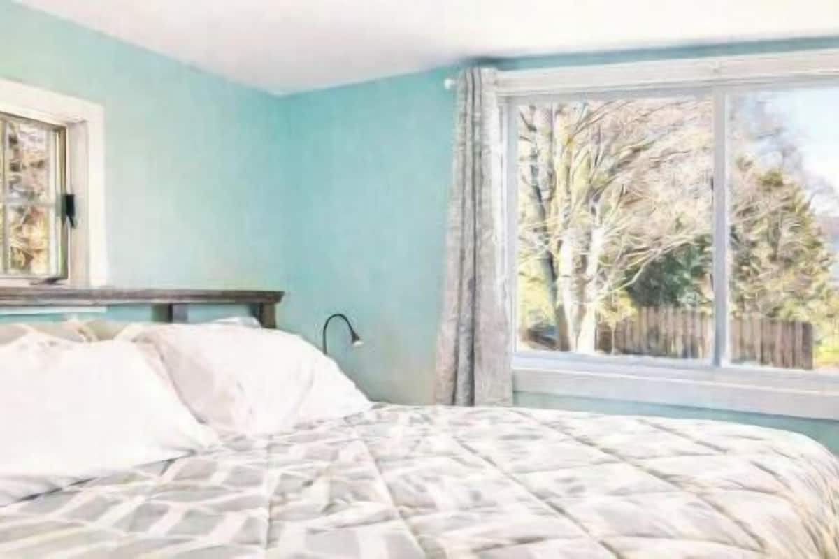 Premium bedding, individually decorated, individually furnished