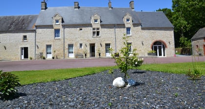 Gîte 6 Personnes Chaleureux et au Calme à 15 Minutes des Plages du Débarquement