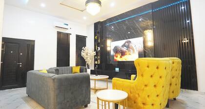 4bedroom Shortlet, Ologolo Lekki Lagos