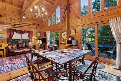 Lakefront Log Cabin on 2 acres