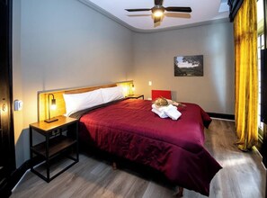 2 chambres, fer et planche à repasser, Wi-Fi, draps fournis