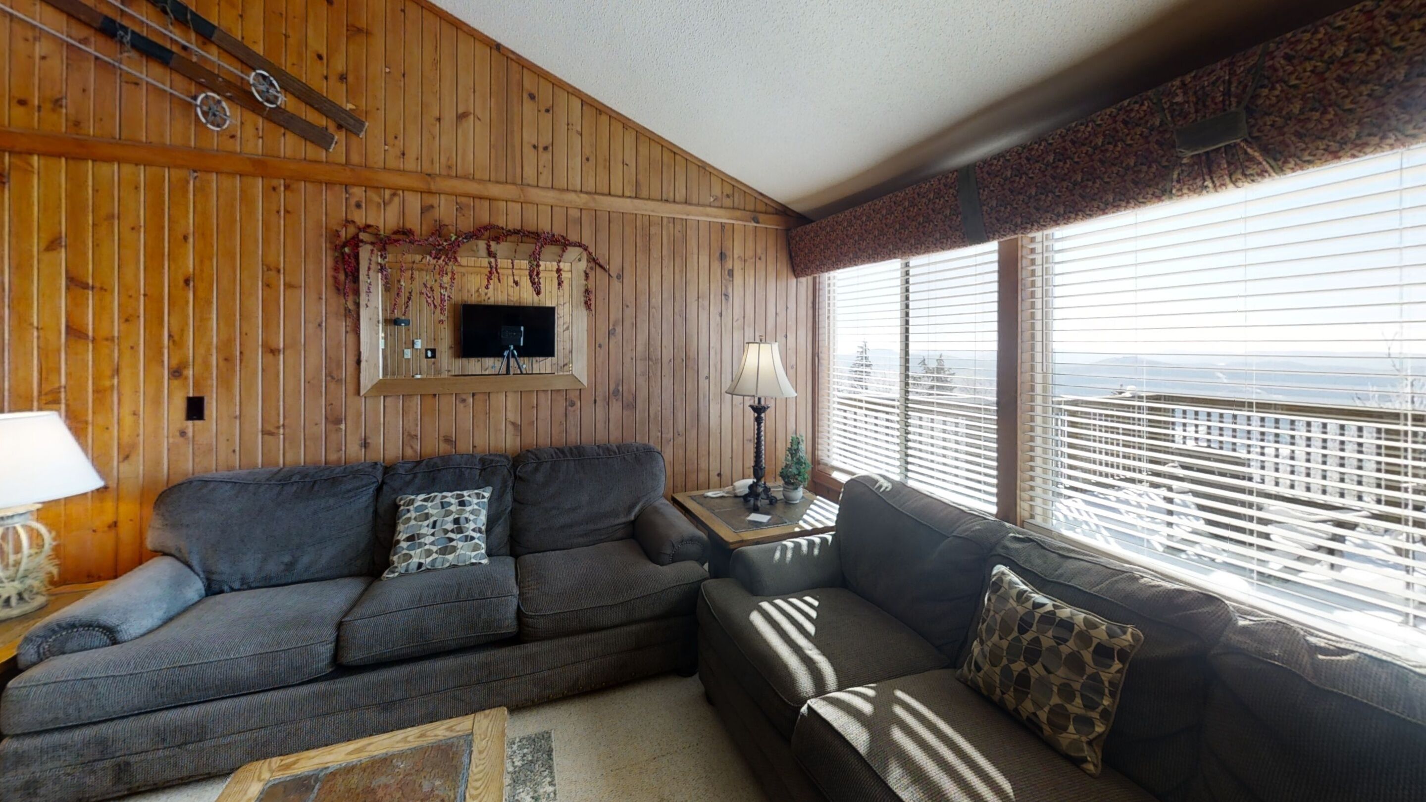 NEW LISTING! Gorgeous sunsets & room for 12 at Lands End #5 by RedAwning