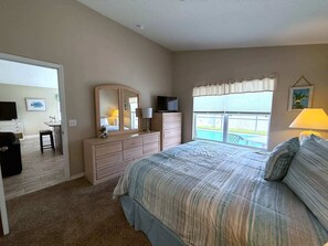 3 habitaciones, tabla de planchar con plancha, wifi y ropa de cama