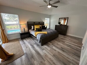 3 quartos, ferros/tábuas de passar roupa, Wi-Fi, roupa de cama