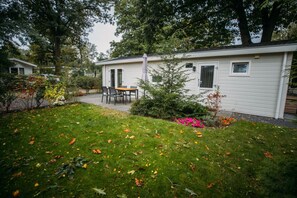 Outdoor dining - Holiday Home Maridu Ayla (Arnhem)