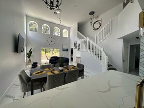 Interior - Modern, Fully updated Southern Dunes Home - Golf Course Views (Haines City)