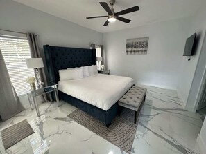 6 habitaciones, tabla de planchar con plancha, wifi y ropa de cama 