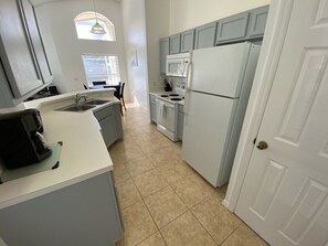 Fridge, microwave, oven, stovetop - Southern Dunes - South Facing Villa (Haines City)