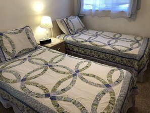 6 bedrooms, iron/ironing board, travel cot, WiFi