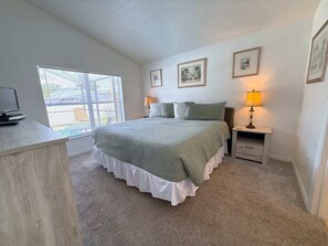 3 habitaciones, tabla de planchar con plancha, wifi y ropa de cama 