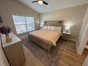 3 Schlafzimmer, Bügeleisen/Bügelbrett, WLAN, Bettwäsche