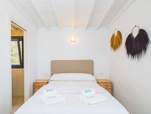 3 chambres, fer et planche à repasser, Wi-Fi gratuit, draps fournis