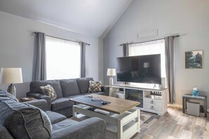 Smart TV y futbolito 