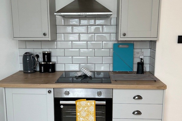 House, Private Bathroom, Bay View | Shared kitchen