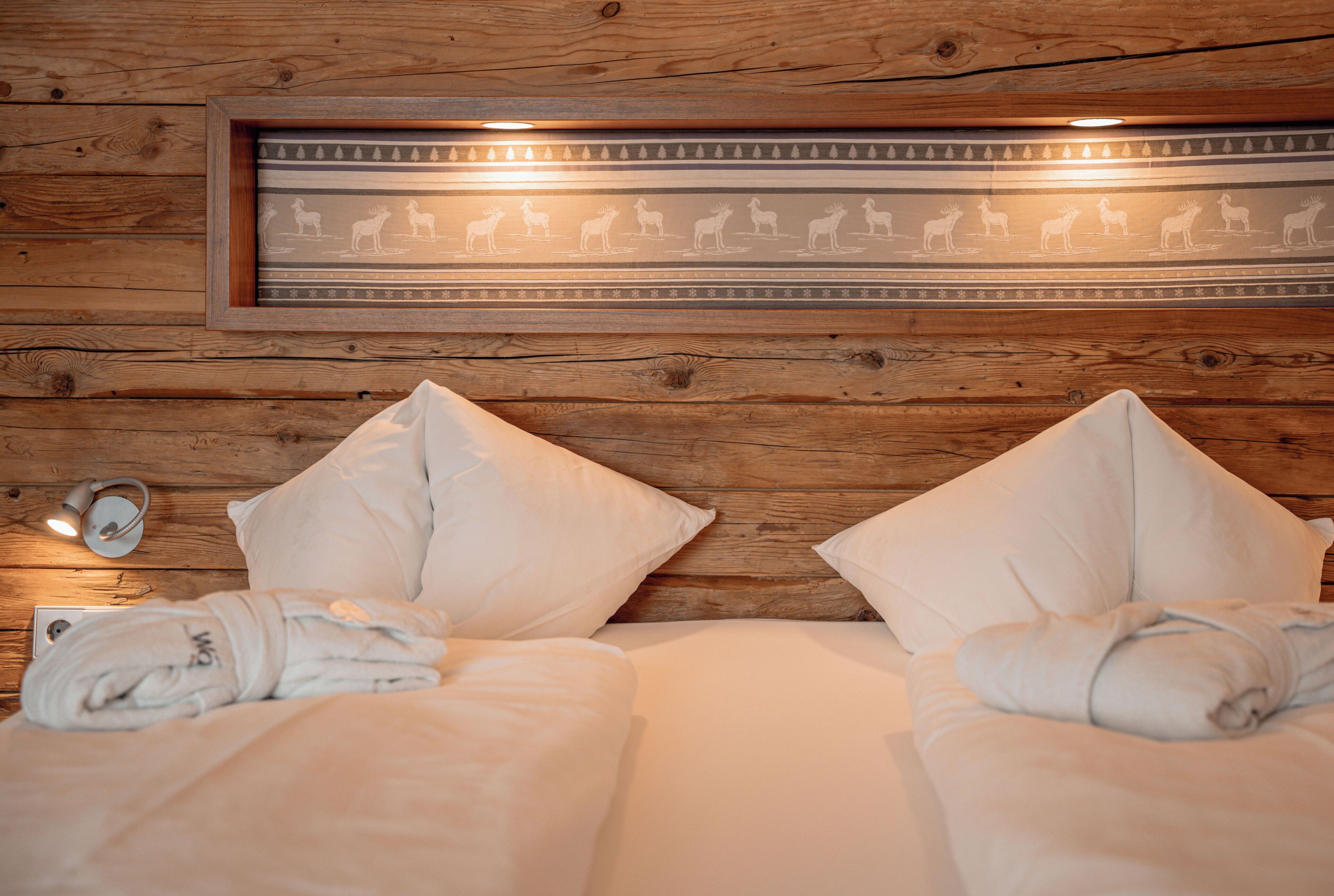 Romantic Double Room | Hypo-allergenic bedding, in-room safe, soundproofing, free WiFi