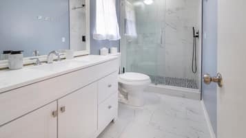 Miljøvenlige toiletartikler, hårtørrer, håndklæder, Sæbe