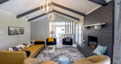 Putt Putt - Fire Pit - 5 Mins to Downtown