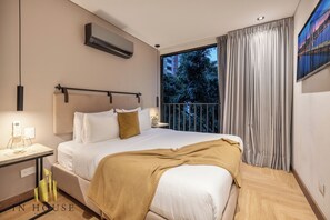 2 多间卧室、熨斗/熨衣板、床单