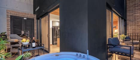 室外 SPA 浴池