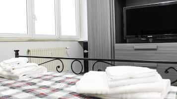1 camera, una scrivania, Wi-Fi gratuito, lenzuola