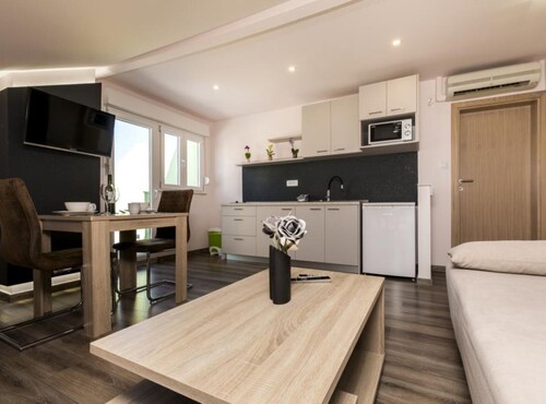 Pansion Belvedere - One Bedroom