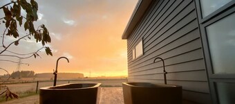 Totara On Moroa, Tauwharenikau