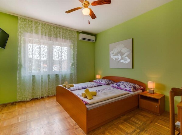 1 bedroom, Internet, bed sheets