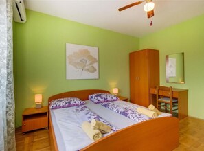 1 bedroom, Internet, bed sheets