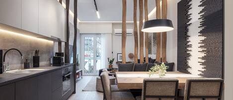 Refrigerador, horno, parrilla de estufa y lavavajillas