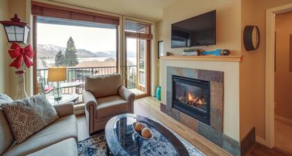 Chelan Home: Views, Pool, Hot Tub, & Beach Access