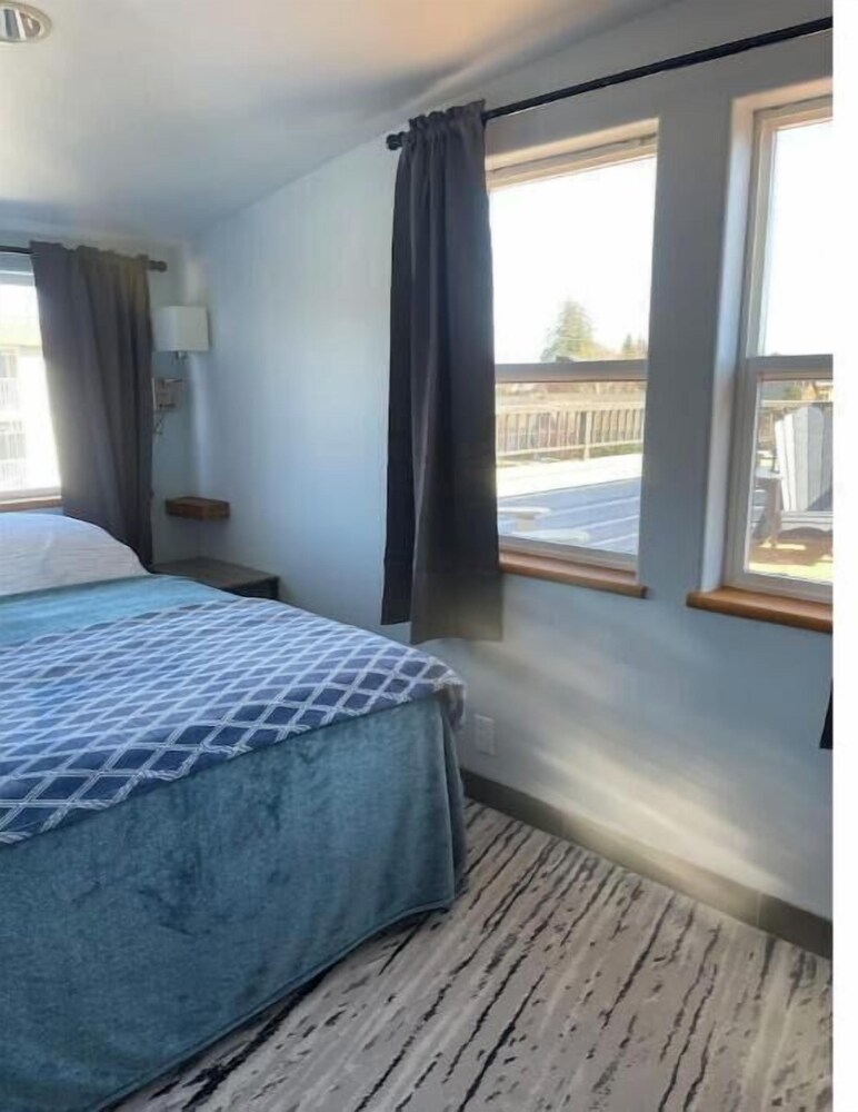 Eagles Landing in La Conner wa. La Conner Vrbo