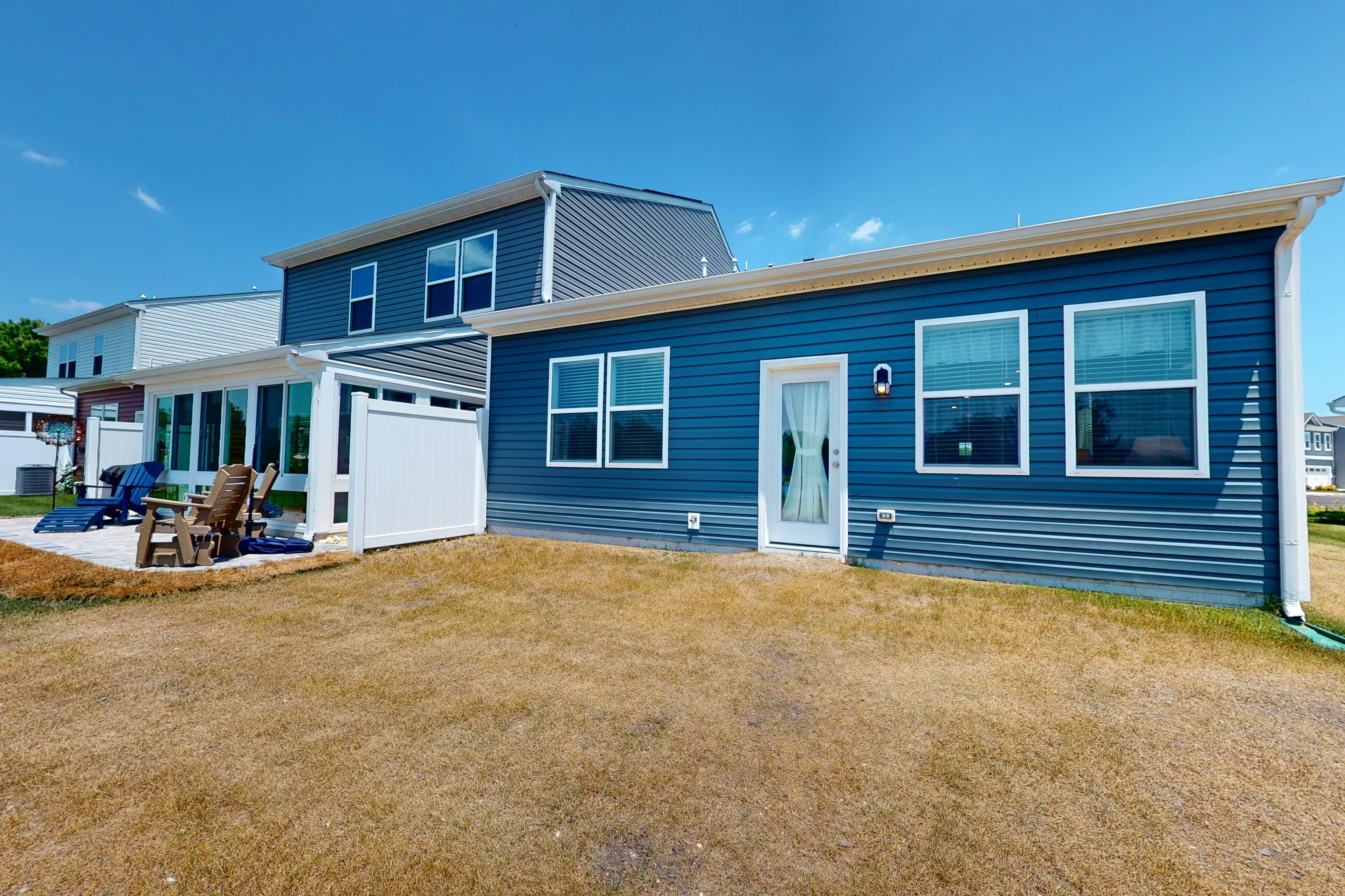 Millville by the Sea home w/clubhouse, pools & wellness center access