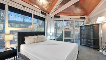 2 Schlafzimmer, Schreibtisch, Bügeleisen/Bügelbrett, kostenloses WLAN