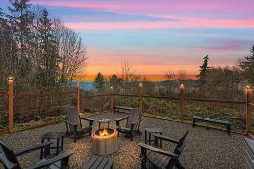 The Gnome Gully - A-Frame w/ Sound Views